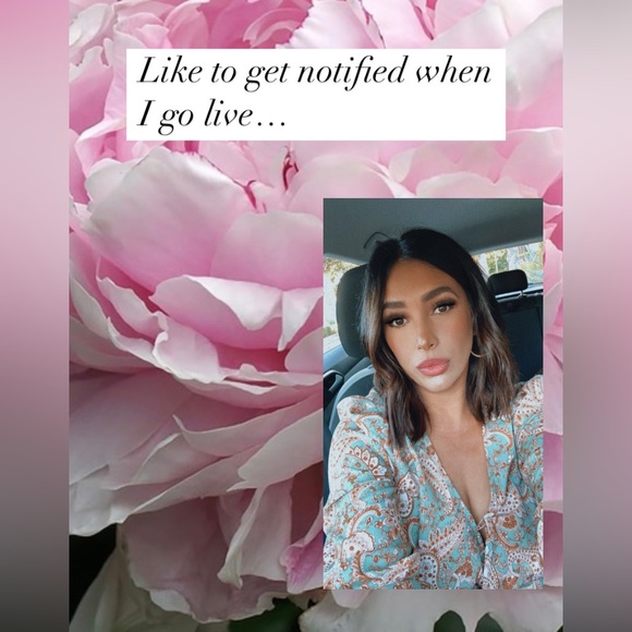 Like this listing to get notified when I go live!! Unlisted item’s !!!!🚨… - Picture 4 of 11